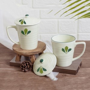 Cốc sứ có nắp đậy uống nước vẽ ngò gai